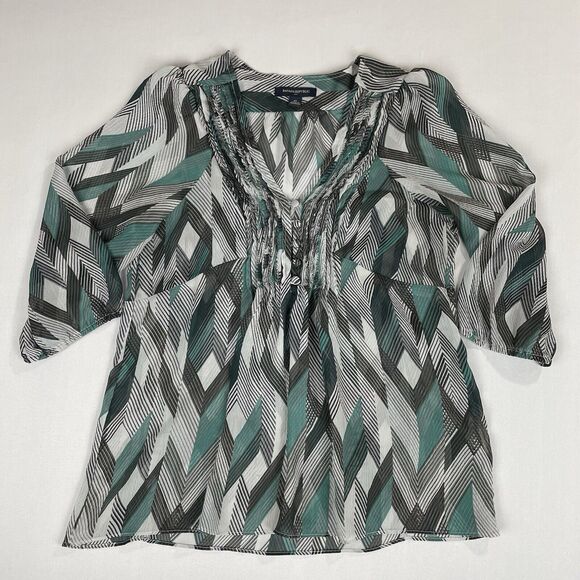 Banana Republic Semi Sheer Top Womens XS Grey Green Chevron Print Classic Office - Picture 5 of 12